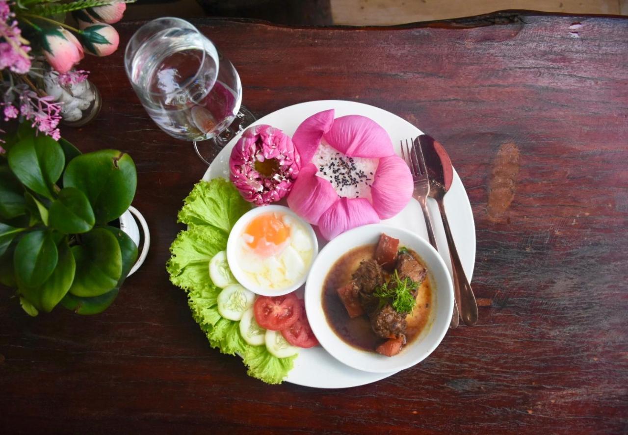 Ban Rai Jai Chaem - Spa Cafe & Homestay Екстериор снимка